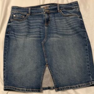Never worn Torrid denim skirt size 18
